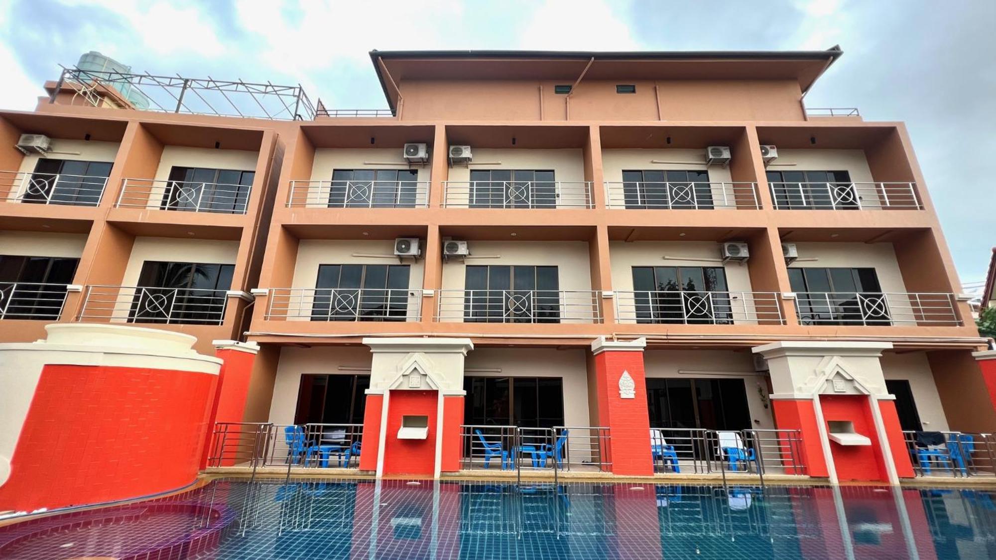 Hotel My Friend'S House Karon Exterior foto